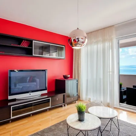 Appartement With View, Magis Red *